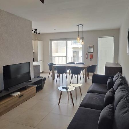 Gzira, 2 Bedroom Apartment Kültér fotó